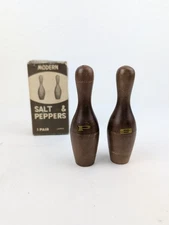 Vtg 5” Modern Hard Wood Bowling Pins Salt & Pepper Shakers Pair Set Japan MCM