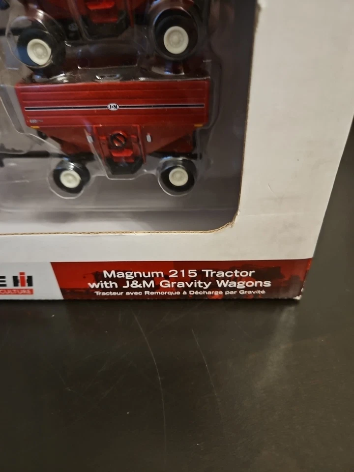 ERTL Case IH 1/64 215 Tractor with Two J+M Gravity Wagons NIB - Image 2 of 4