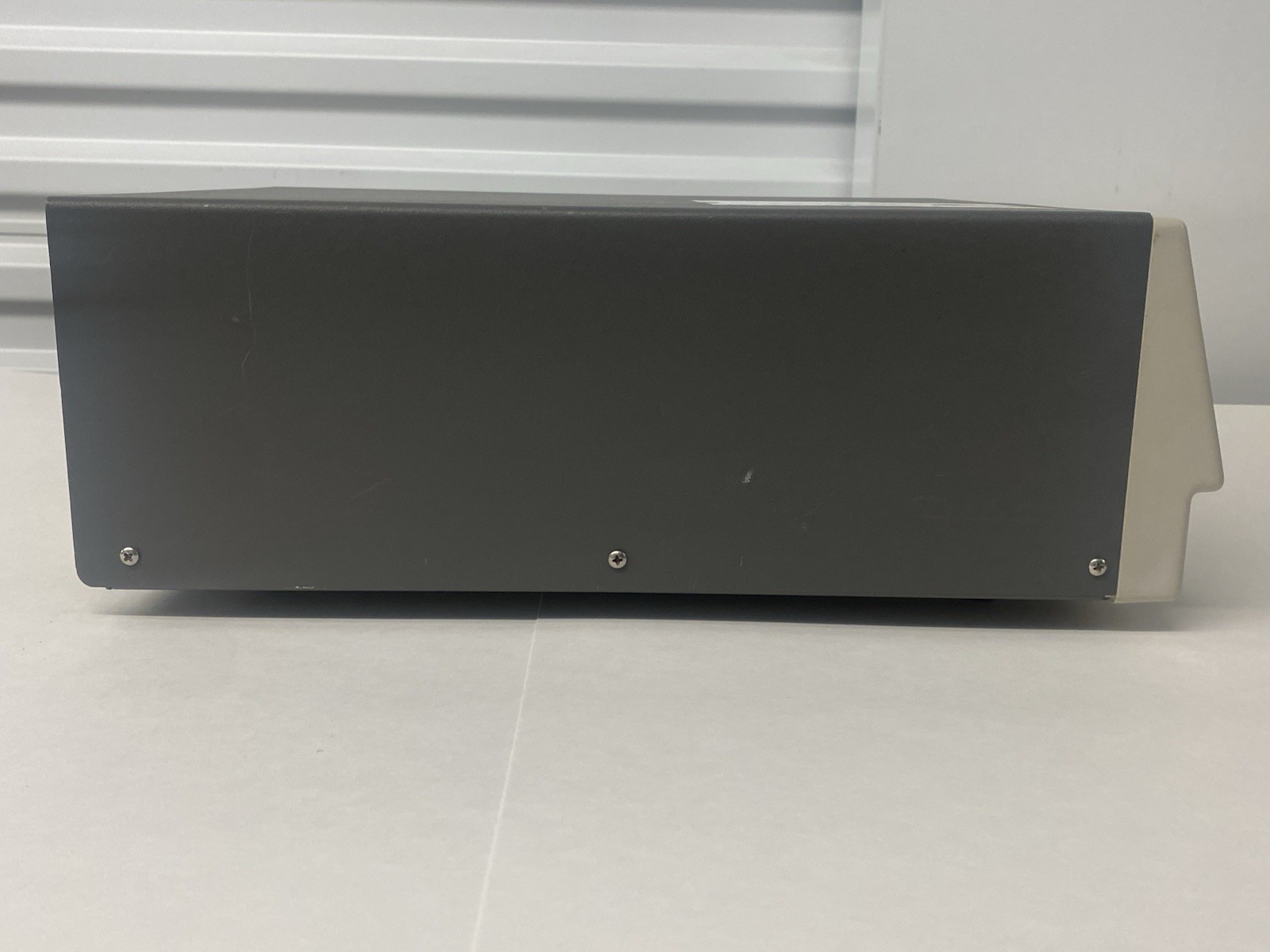 BOVIE IDS-300 ELECTROSURGICAL GENERATOR POWERS ON