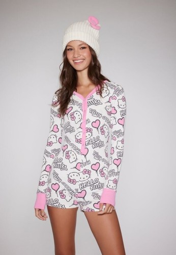 NUOVO Pigiama Pagliaccetto Hello Kitty Cuore Adulto Taglia MEDIA Forever 21 NUOVO CON ETICHETTE - Foto 6 di 6