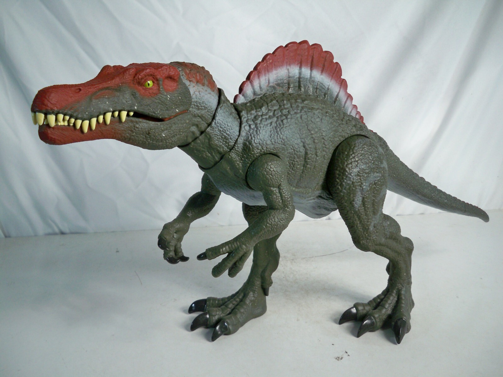 K25i1835 SPINOSAURUS JURASSIC WORLD EXTREME CHOMPIN LEGACY