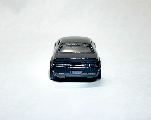 18 Dodge Challenger SRT Demon - Muscle Mania - Hot Wheels - MATTEL - HKK90-N7C5 - Picture 10 of 13