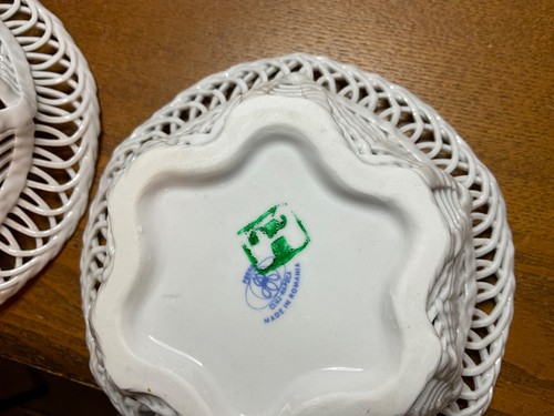 Romania Porcelain Lace Hand Made/painted  Lot of 2 Bowls - Picture 3 of 5