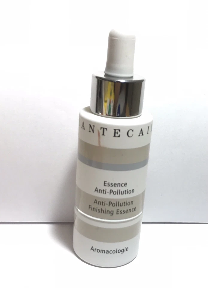 Esencia de acabado anticontaminación Chantecaille 1 oz/30 ml RP $125,00 Foto 3 de 4