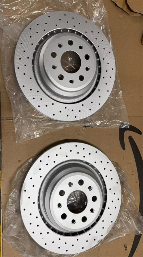 For 2014-2016 Maserati Ghibli & Quattroporte Front Rear Brake Pads & Rotors Kit
