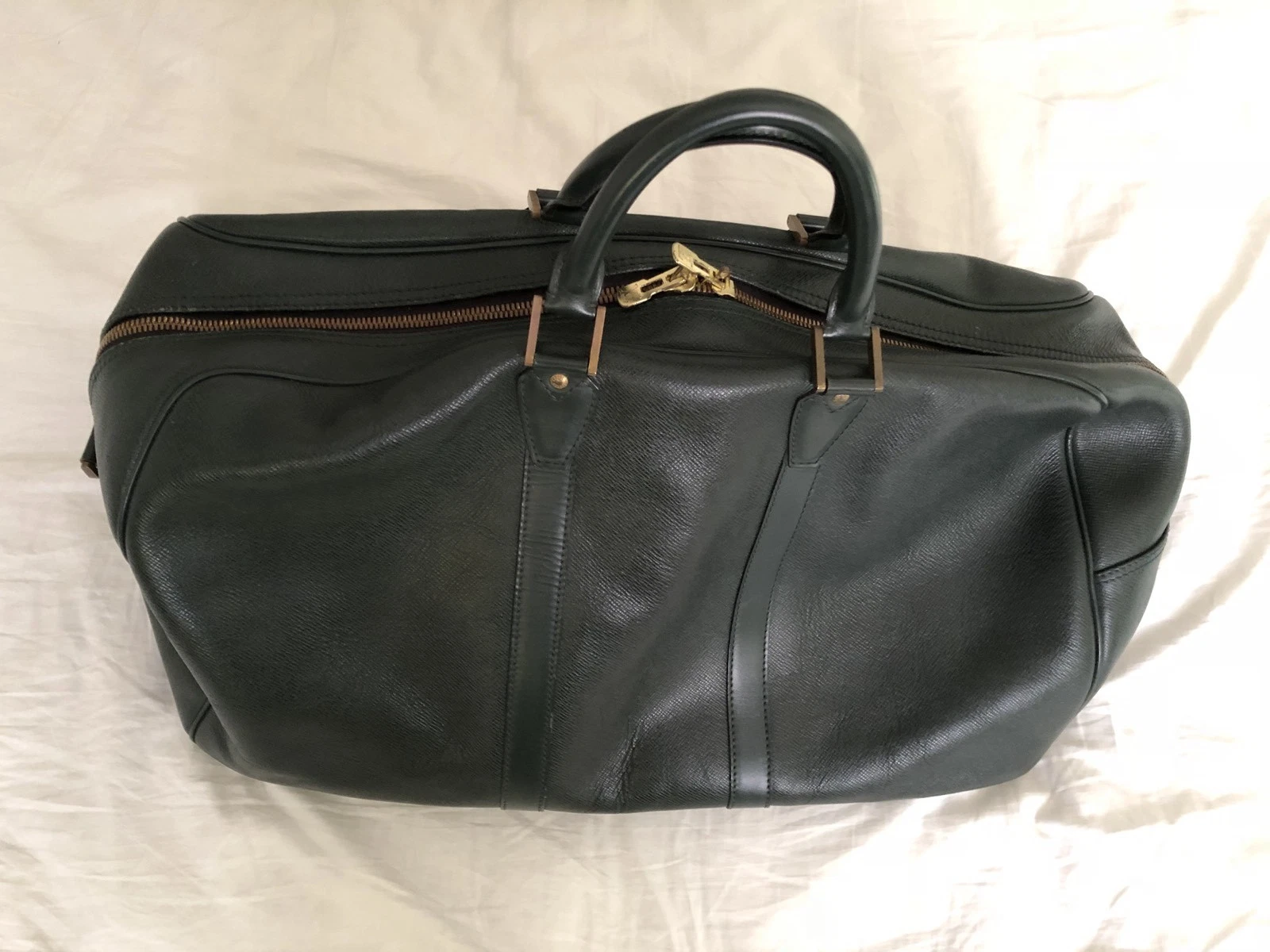 LOUIS VUITTON（LV） • borsa da viaggio verde Louis Vuitton in vera pelle