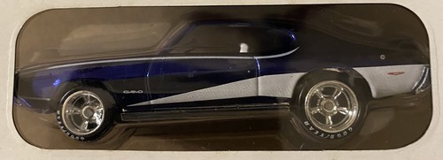 HOT WHEELS RED LINE CLUB - ‘69 PONTIAC GTO - 2007 - #4,556/9,015 - BLUE - Picture 12 of 13