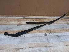 TOYOTA COROLLA Verso E12 Scheibenwischer vorne 2.00 Diesel 66kw 2003 34016836