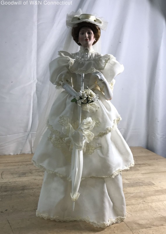 Porcelain Doll Bride Victorian White Lace Dress 20 Inch With Stand Parasol