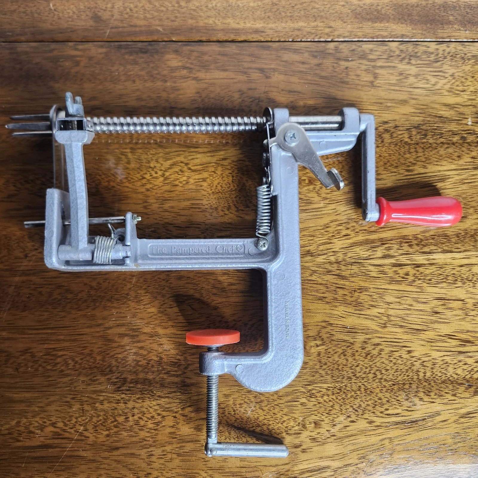 Pampered Chef Apple / Potato Peeler Corer Very Good Condition