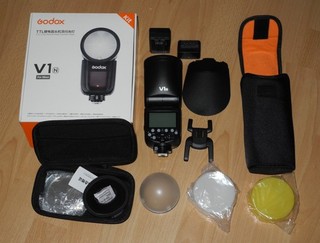 Godox: V1 N; Blitz für Nikon