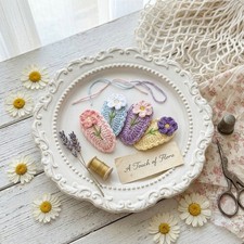 Handmade Crochet Flower Hair Clip Cute Hair Accessory for Girls