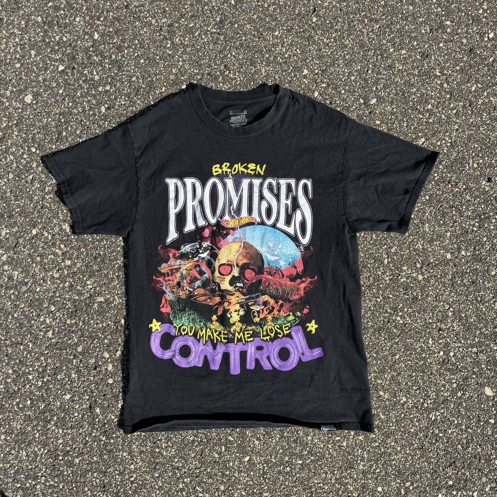Men’s Broken Promises x Hot Wheels Zumiez Graphic Tee T-Shirt Size Medium