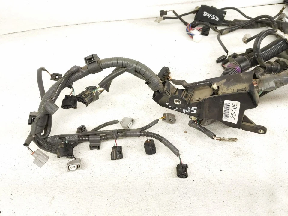 Arnés de cables del motor principal Lexus Rx350 2010-2015 82121-48411 Foto 3 de 4