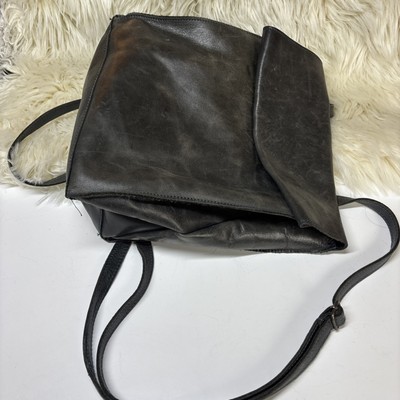 Brandy Melville ASH BLACK REAL LEATHER FLAP BACKPACK SHOULDER BAG HANDBAG PURSE Brandy Melville ASH BLACK REAL LEATHER FLAP BACKPACK  main image 4