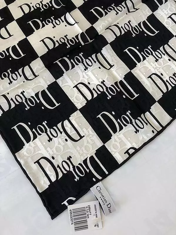Foulard Christian Dior tout anglais logo et trott x 67 cm noir x blanc femme