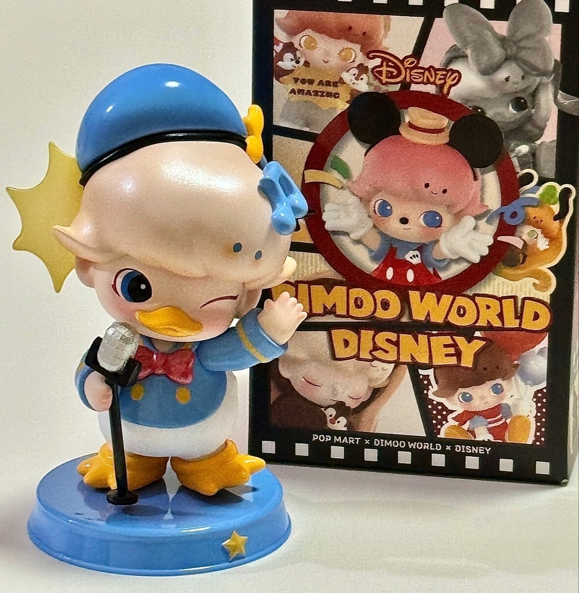 DIMOO WORLD x DISNEY Minnie’s Balloon Pop Mart DIMOO World x Disney Series Minnie's Balloon Figure