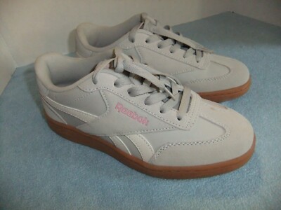 Reebok Womens Size 6 Gray Suede Classic Leather  Sneakers