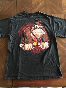 Nintendo-Super-Mario-DONKEY-KONG-T-Shirt-Shirt-Size-Large-2010