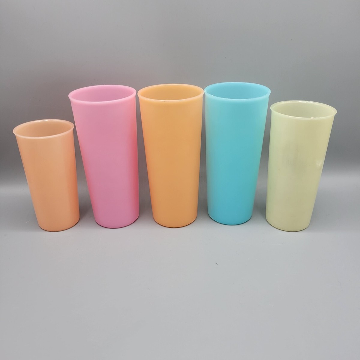 Vintage Tupperware Pastel Tumblers , 12 Oz & 10 Oz & 8 Oz