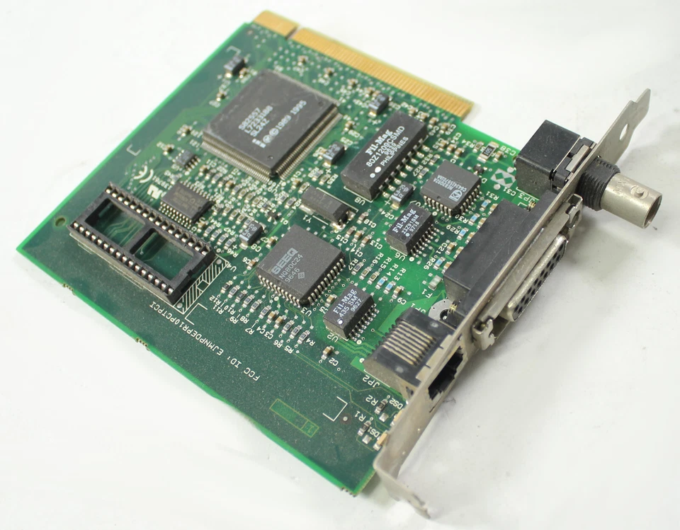 Intel 645477-007 RJ-45 BNC AUI 10Mbps PCI Combo Network Adapter - Image 3 of 4