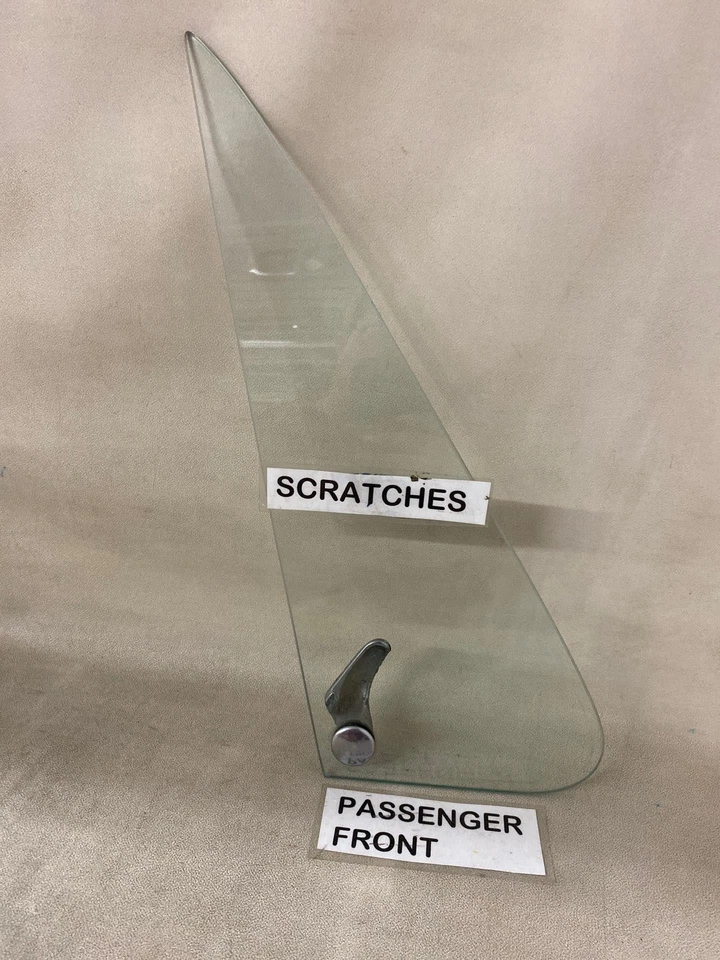1976 Chevrolet C10 Front Vent Glass Window Passenger Side Foto 2 de 4