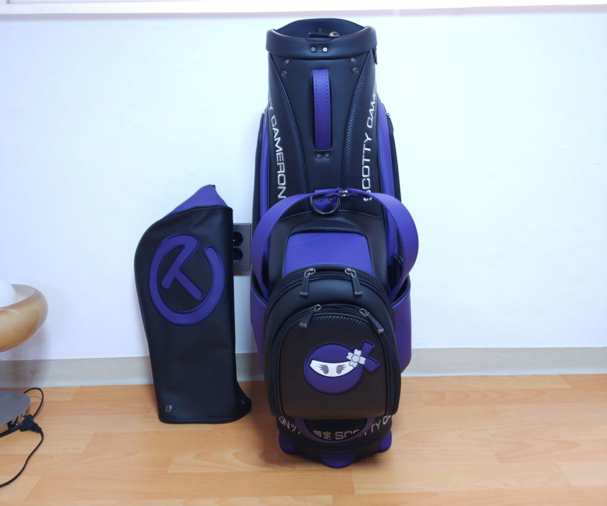 Scotty Cameron 2024 Museum & Gallery Wasabi Purple Tour Bag Scotty Cameron 2024 Museum & Gallery Wasabi Purple Tour Bag