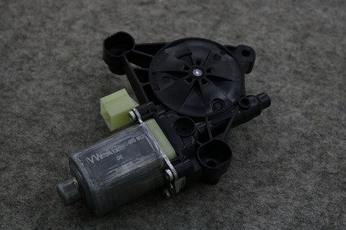 Audi A1 A4 8W Q7Audi A1 A4 8W Q7 4M R8 4S Golf Fensterhebermotor 8W0959802 recht