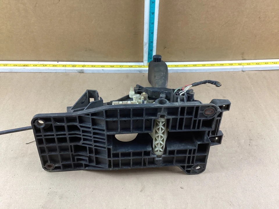 Conjunto de perilla de cambio de marchas de transmisión Isuzu Rodeo 1998-2004 OEM Foto 4 de 4