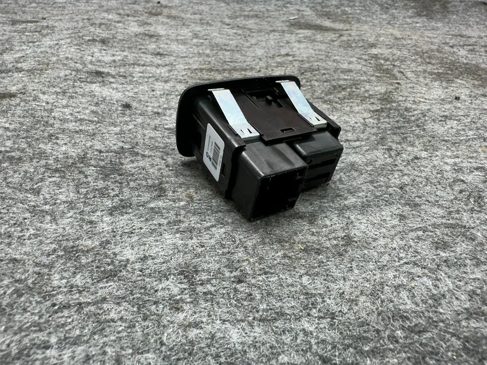 11-23 Dodge Charger Chrysler 300 botón de ventana eléctrica lateral izquierdo o derecho OEM Foto 3 de 4