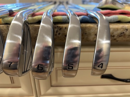 2023 Cobra King Tour Irons 4-PW KBS $ Taper 120 Stiff shafts - Picture 2 of 9