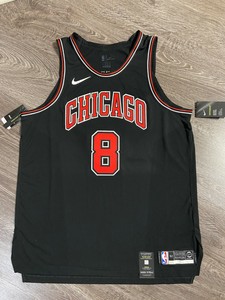 zach lavine bulls jersey