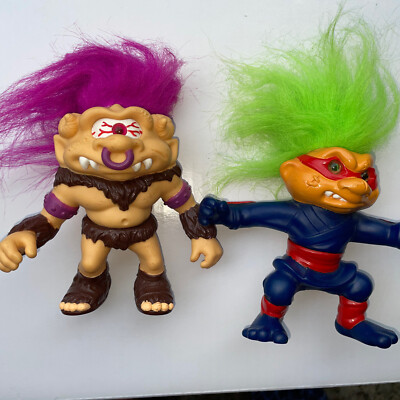 HASBRO社 BATTLE TROLLS 9体セット ヴィンテージアメトイ s-l400.jpg