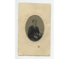 TINTYPE STUDIO PORTRAIT LADY W/ LIGHTLY TINTED CHEEKS, 1/16 PLATE, PERIOD MAT