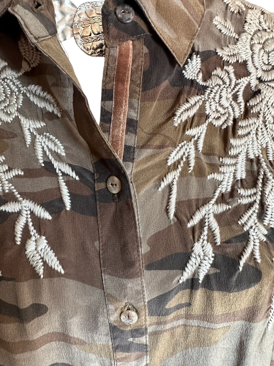 Johnny Was Brown/Tan Camouflage Floral Embroidered 100% Silk  display picture 3