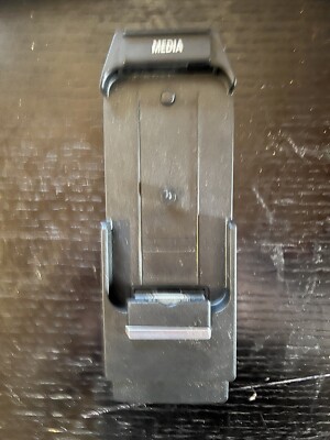 BMW OEM Snap-In-Adapter for iPhone 4/4S Media Edition