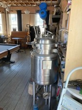 ss sanatary jacketed pressure vessel