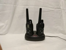 2 Uniden GMR3040-3CK Black Handheld Two-Way Radio Walkie Talkie & Charging Dock