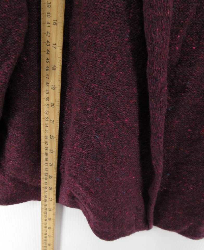 Suéter feminino Eskandar OS vermelho borgonha lã de cordeiro cashmere cardigã envoltório tear manual - Imagem 4 de 4