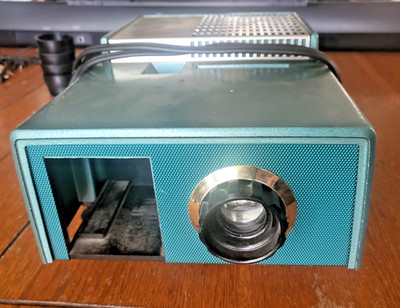   Vintage Argus Special 55 Automatic Color Slide Projector  35mm  