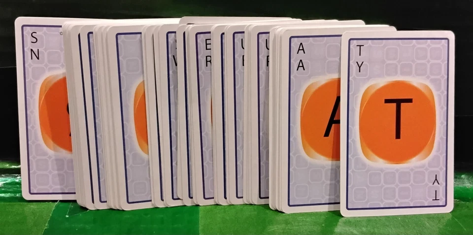 Boggle Slam! Card Game Hasbro Electronic Arts 8-Player Family 2009 - Image 3 of 4