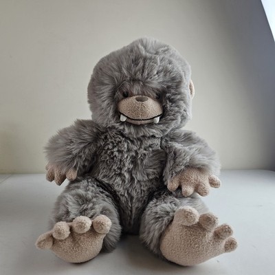 Jellycat Bo Bigfoot - Retired With Tags