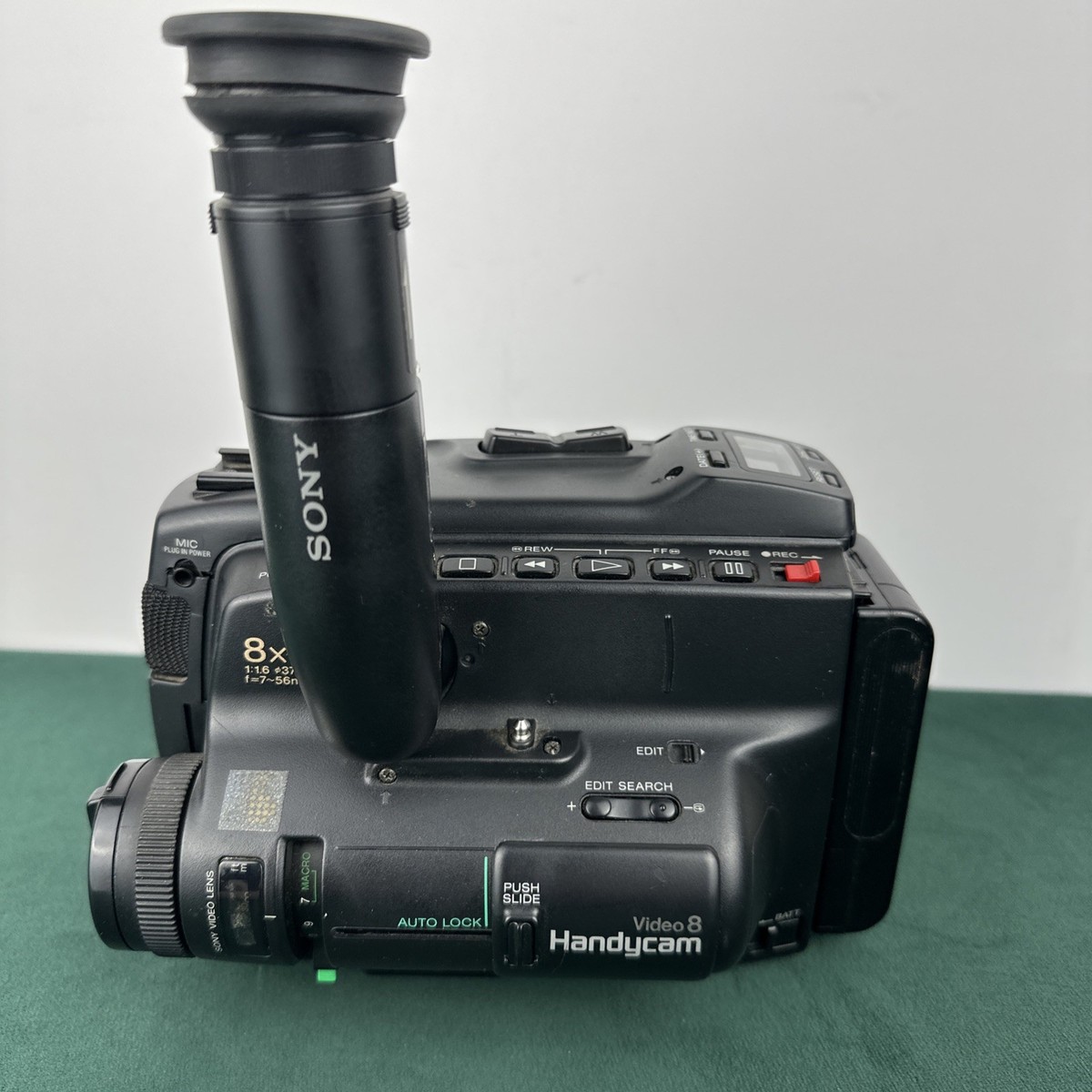 【R2049】 SONY Digital Handycam CCD-TRV66 Sony CCD-TRV66 Hi8 Handycam Camcorder – 360x Digital Zoom
