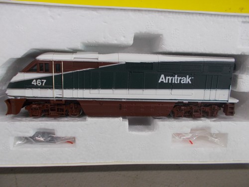 ATHEARN # 2604 ~ AMTRAK NORTHWEST F59PHI POWERED LOCOMOTIVE # 467~HO SCALE - Picture 2 of 6