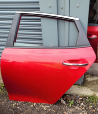 2019 Kia Optima Saloon Passenger side rear Complete door in Red CR5