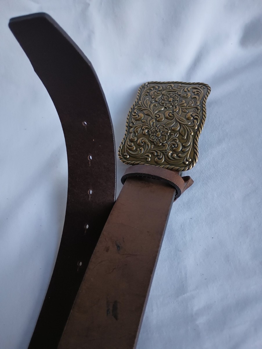 Liz Claiborne Classic Brown Belt - large, silver buckle, western Liz Claiborne Brown Leather Womens Western Belt Big Buckle  main image 2