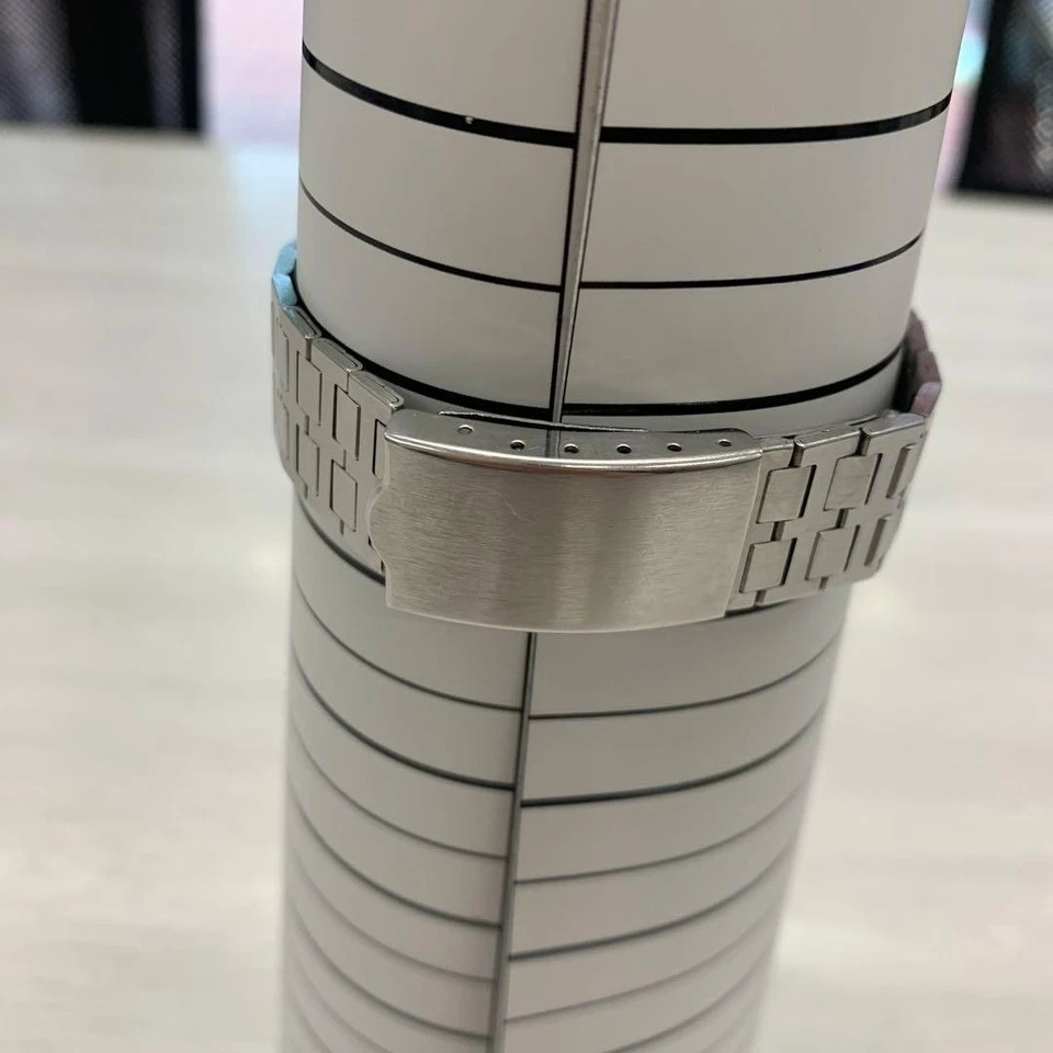 Reloj deportivo Seiko 5 antiguo automático esfera negra raro coleccionable vintage para hombre Foto 2 de 4