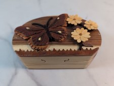 Carver Dan's Handcrafted 3D Wooden Puzzle Box Butterfly & Daisy Flowers