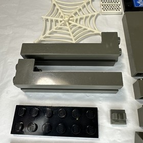 Lego Spiderman 4851 The Origins Partial Set Replacement Parts Minifigure Pieces