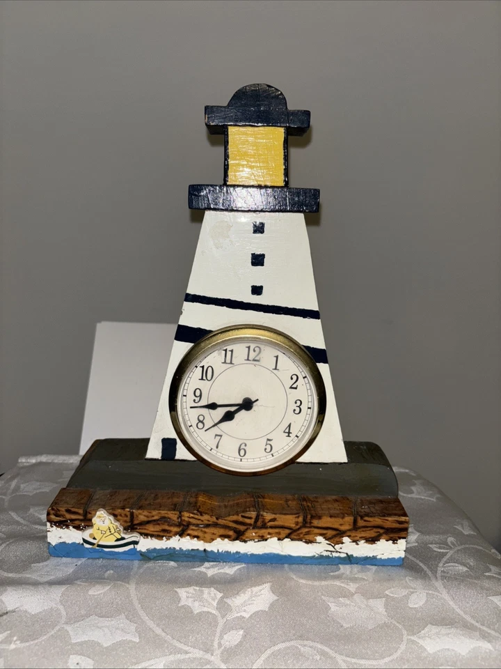Lote Faros Madera #3 Casas Hechas a Mano y Pintadas/Reloj No Funciona Usado Foto 2 de 4